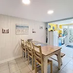 Maison Renovee, A 300m De La Et Proche Commerces, Avec Terrasse Et Jardin, Confort - Fr-1-361-131 Saint-Pair-sur-Mer