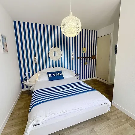 Maison Rénovée, à 300m De La Et Proche Commerces, Avec Terrasse Et Jardin, Confort - Fr-1-361-131 * Saint-Pair-sur-Mer