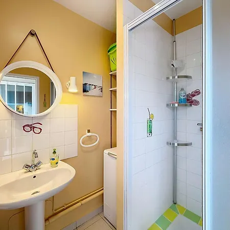 Prázdninový dům Maison Renovee, A 300m De La Et Proche Commerces, Avec Terrasse Et Jardin, Confort - Fr-1-361-131