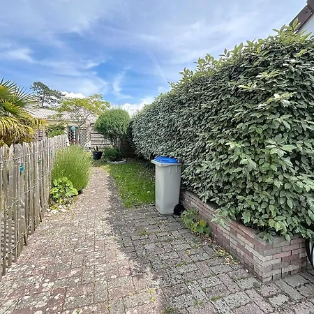 Casa vacanze Maison Rénovée, à 300m De La Et Proche Commerces, Avec Terrasse Et Jardin, Confort - Fr-1-361-131